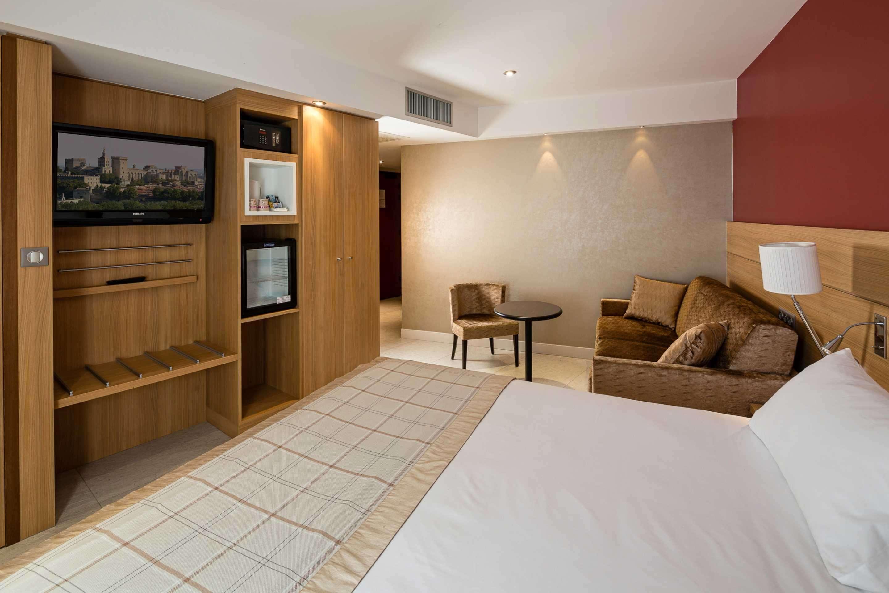 Best Western Plus Le Lavarin Avignon Ngoại thất bức ảnh