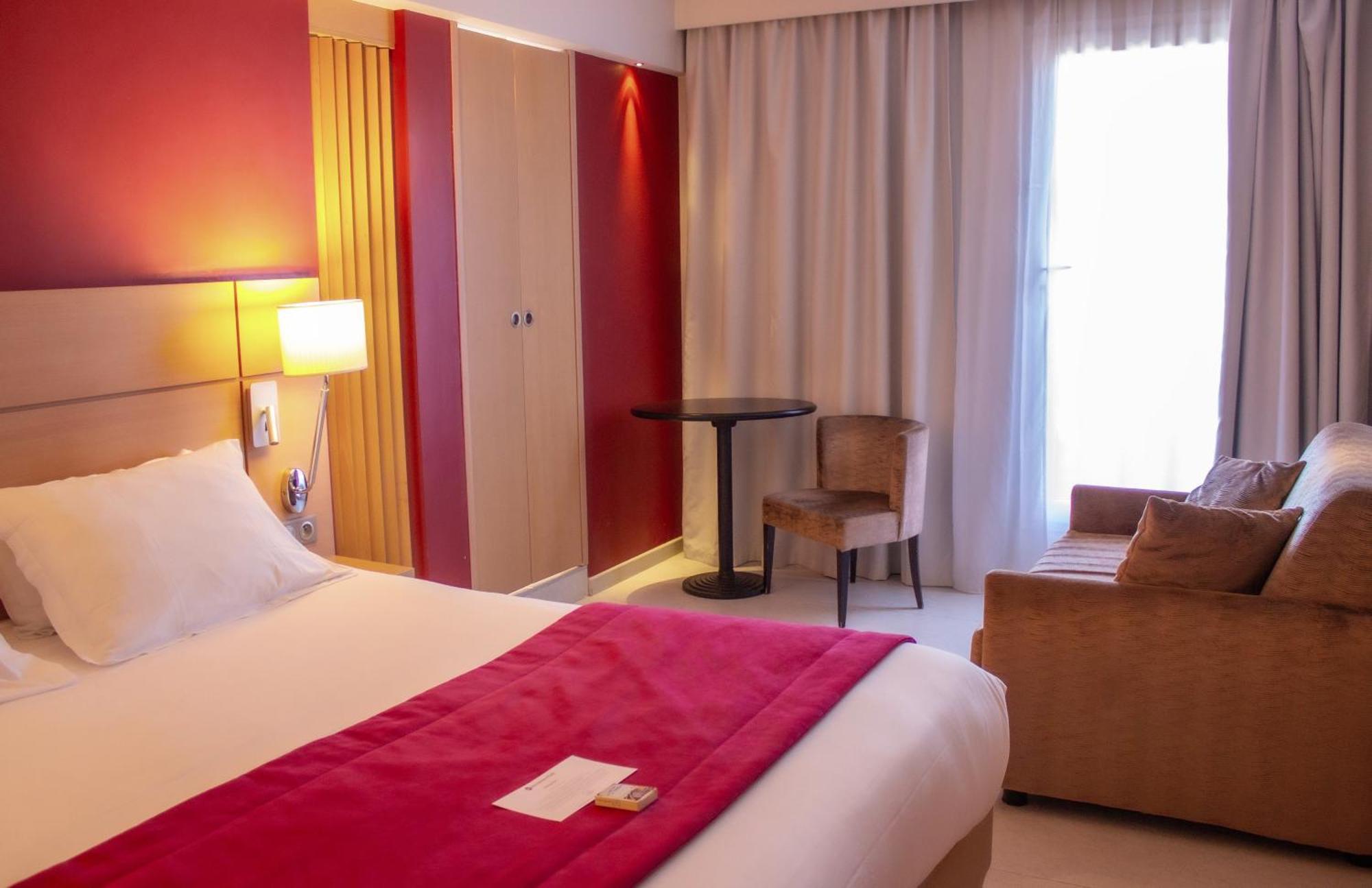 Best Western Plus Le Lavarin Avignon Ngoại thất bức ảnh